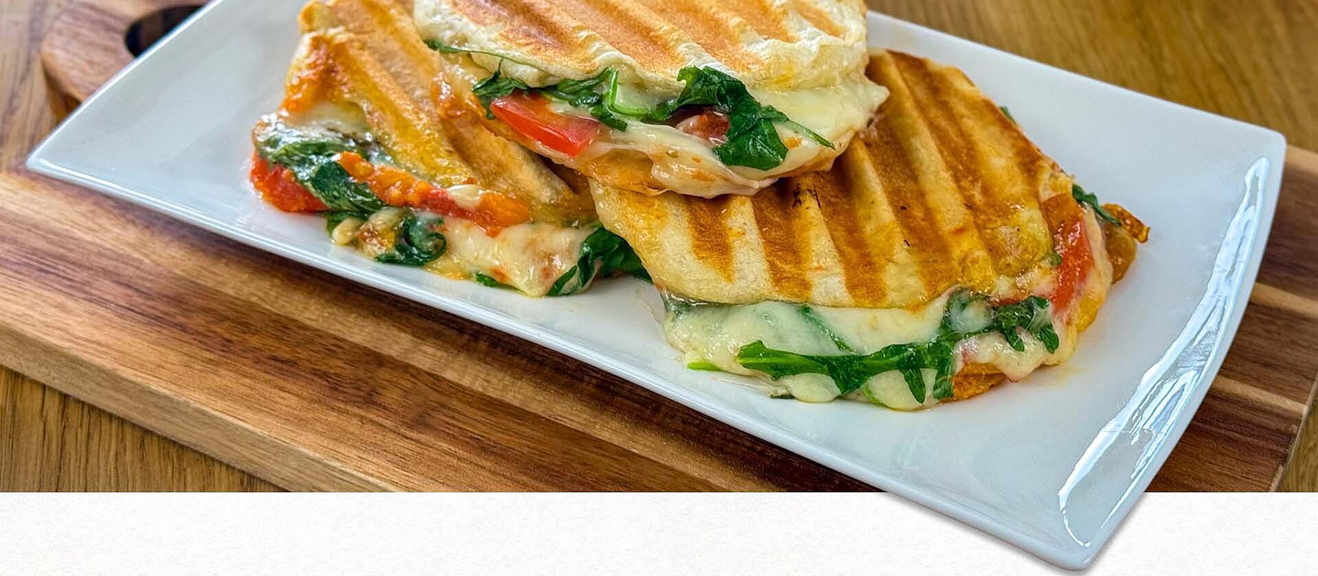 Panini aus Brötchen Teig
